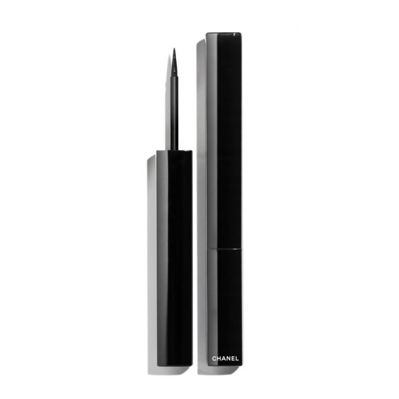 LE LINER DE CHANEL 1