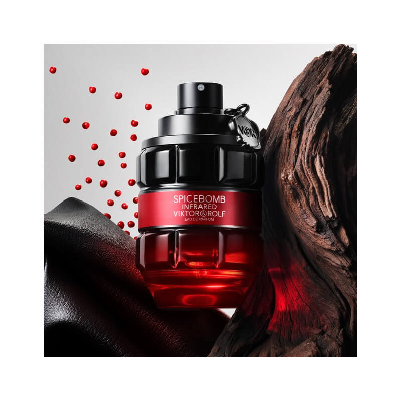 Spicebomb Eau de Parfum sensuelle et charnelle pour homme 3