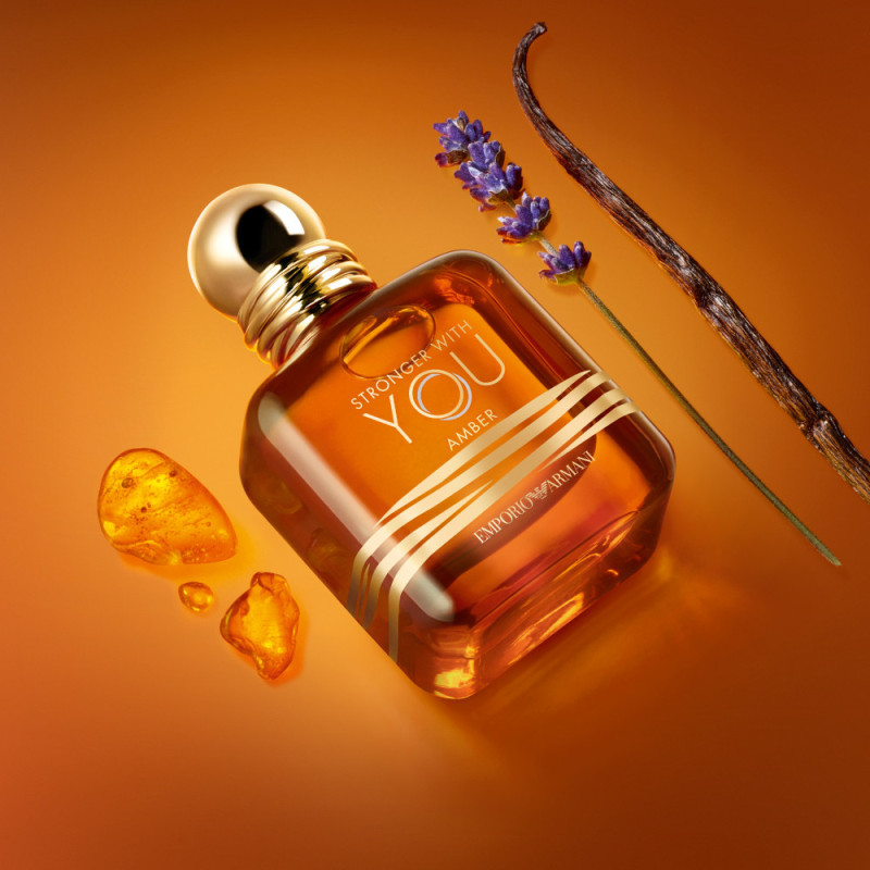 Emporio Armani Stronger With You Amber Parfum 2